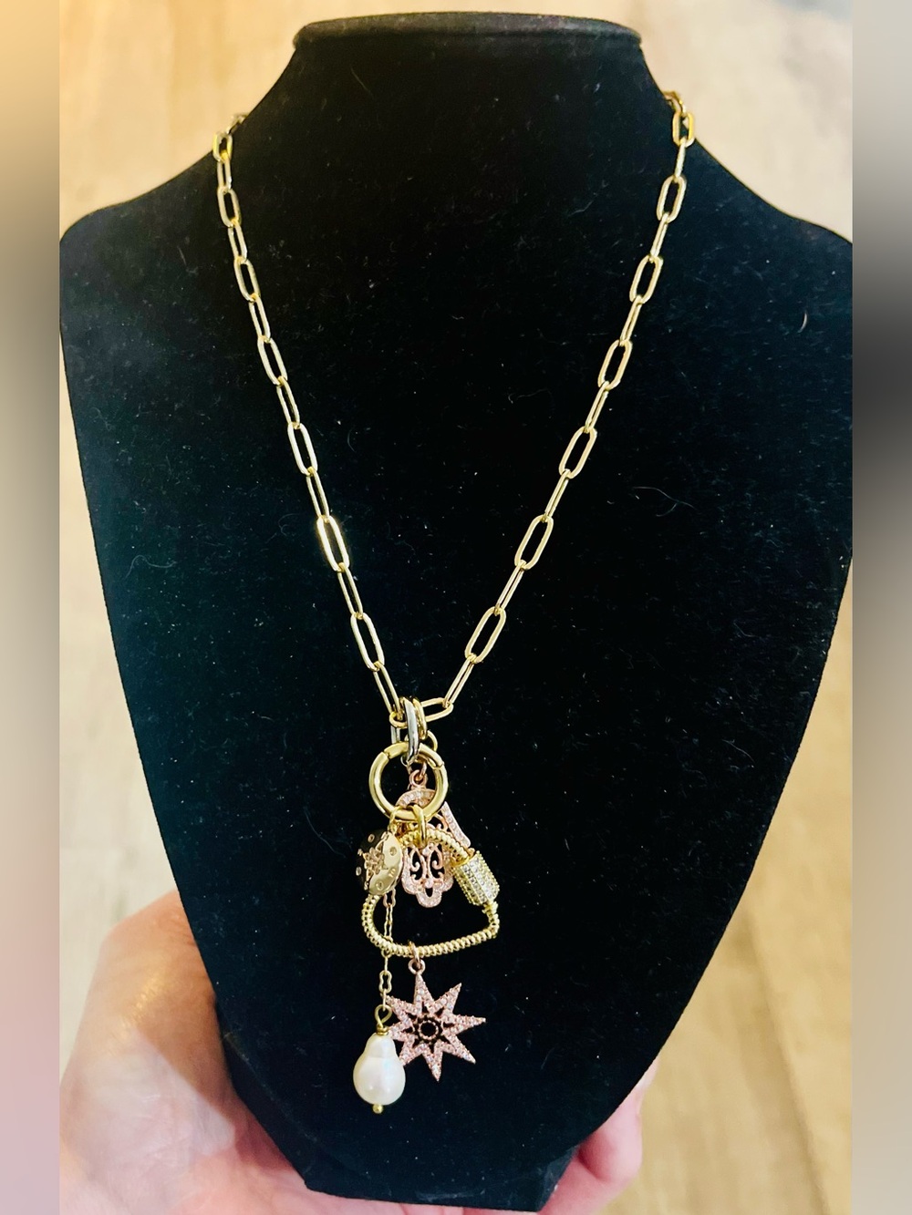 Suzy T Designs Charm Necklace Gold Tone Heart Hamsa Pearl Starburst